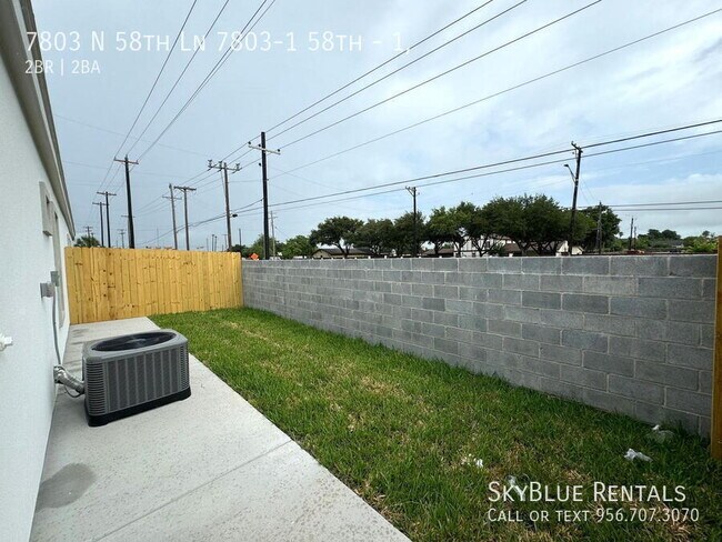 Building Photo - 7803 N 58th Ln