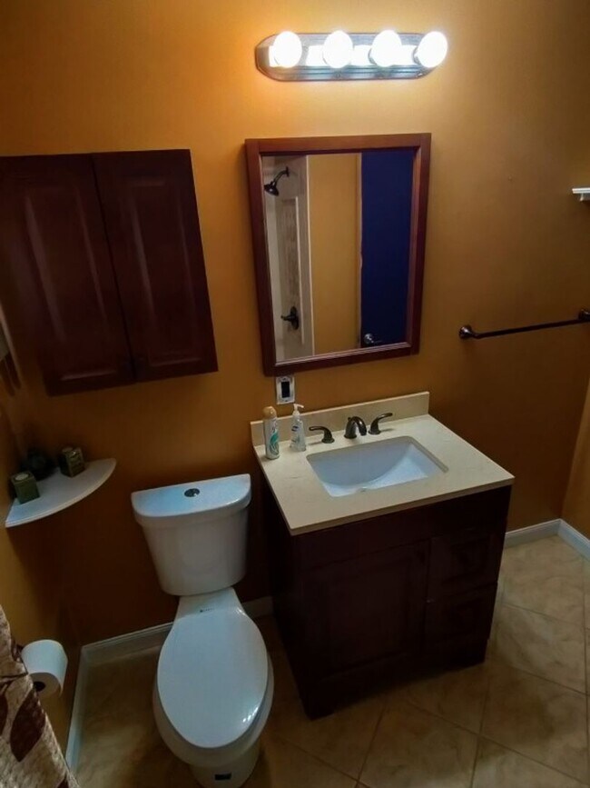 Building Photo - Beautiful, sprawling, brick ranch - $1700/mo