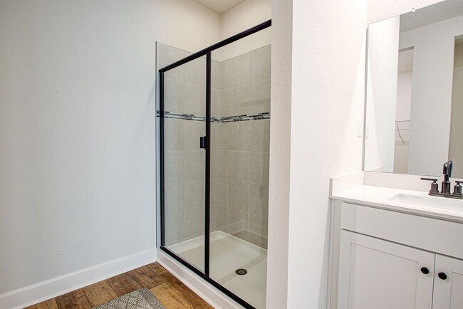 Building Photo - 20 Falcon Ridge Rd