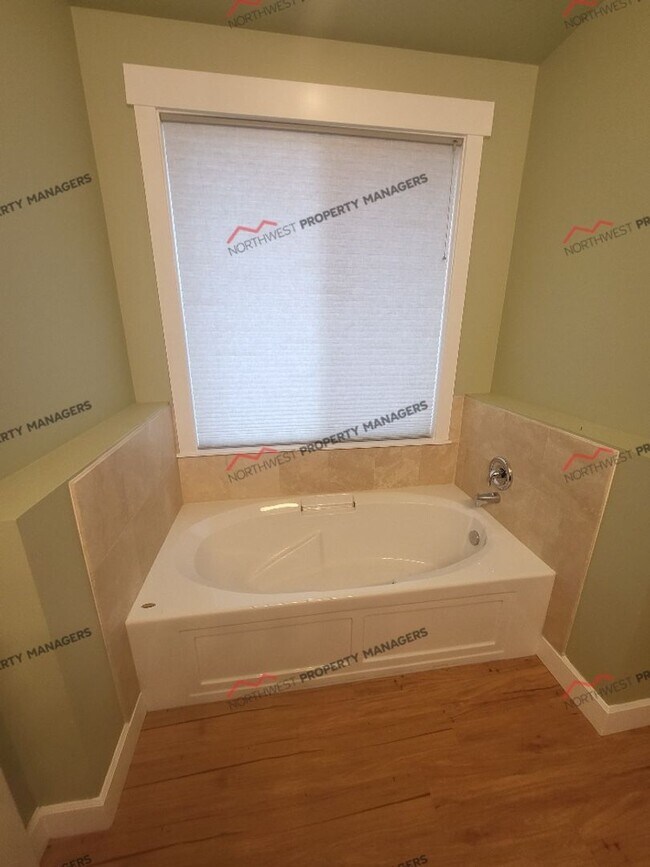 Building Photo - STATUS: AVAILABLE | R55 | $2495