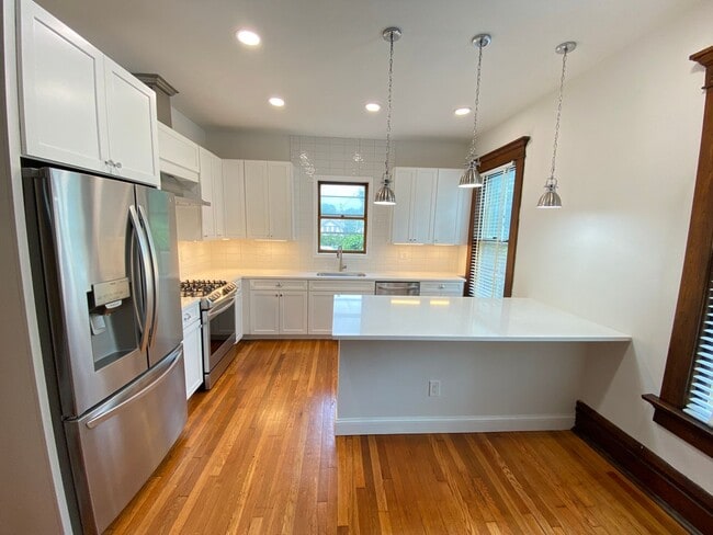 Building Photo - 1501 Belmont Ave