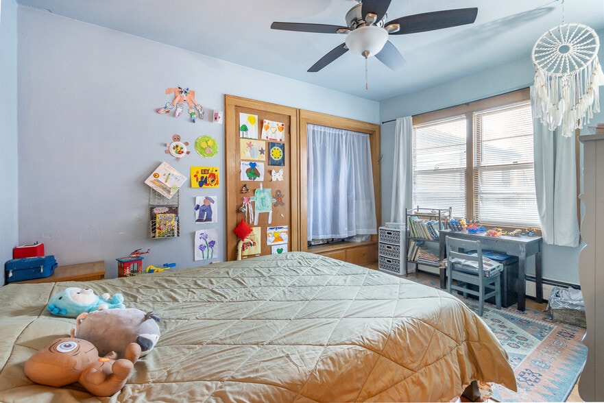 Building Photo - 302 S Brooks St