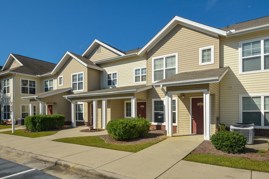 Primary Photo - Cooper's Pointe Apartment Homes