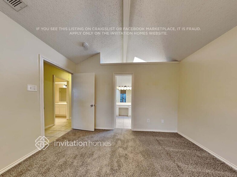 Building Photo - 2559 Sunscape Ln