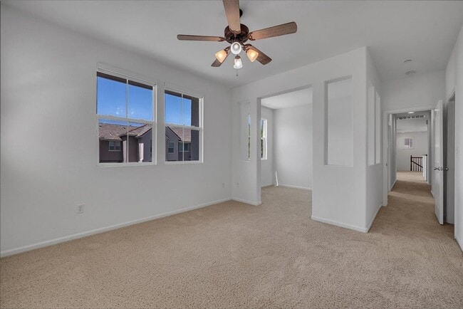 Building Photo - Upgraded 2BD/2BA Condo Near Empire Ranch G...