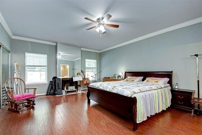 Building Photo - 6000 Reims Rd