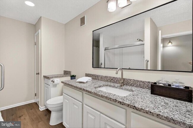 Building Photo - 2251 Hunters Run Dr