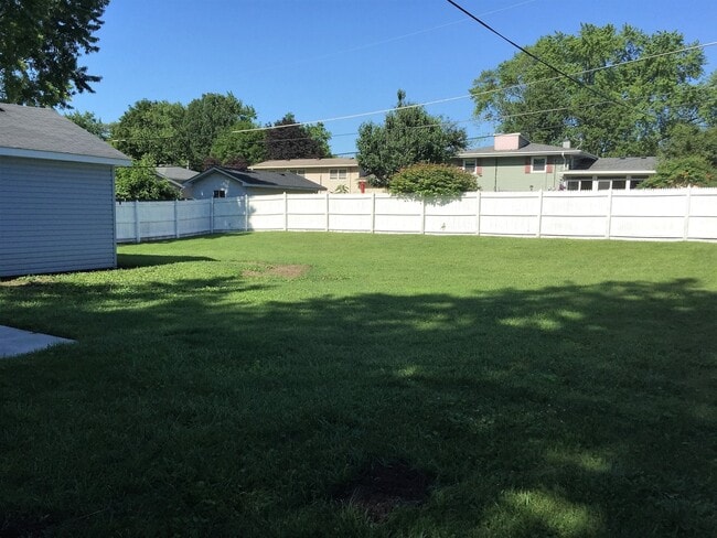 Building Photo - BEAUTIFUL RANCH HOME