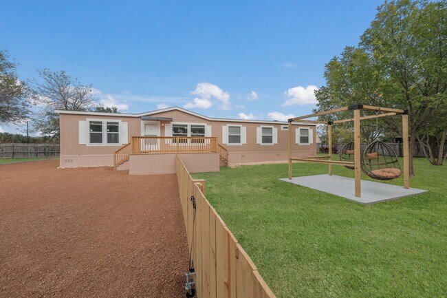 Building Photo - 1330 FM1101