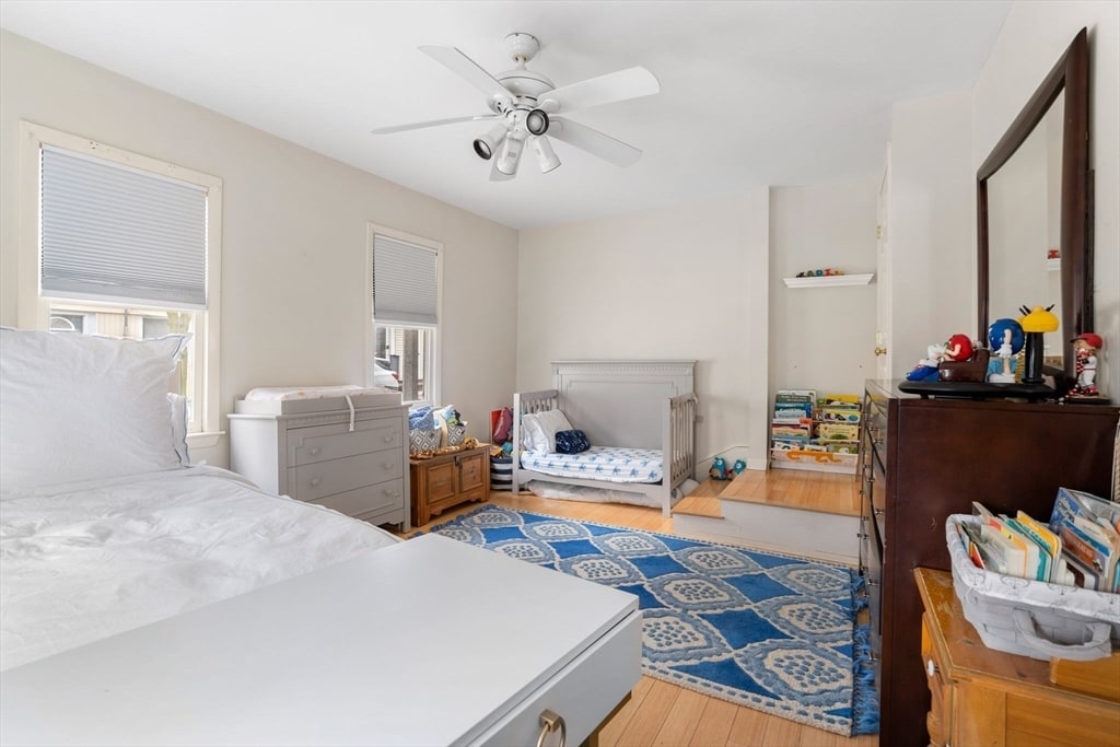 Building Photo - 55 Russell St