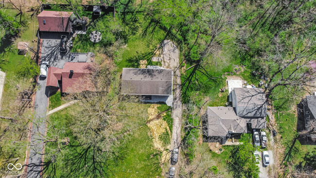 Building Photo - 3925 N Drexel Ave