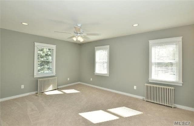 Building Photo - 614 6th Ave W