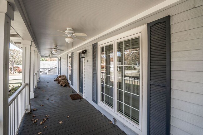 Building Photo - Adorable 3 Bedroom Sherwood Home