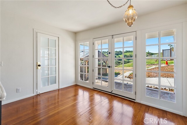 Building Photo - 549 Derby Ln