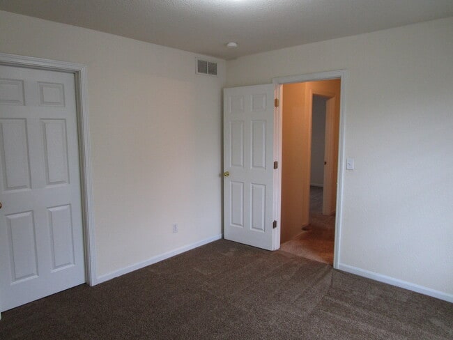 Building Photo - 4404 W Jeana Ct