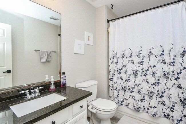 Building Photo - 25611 Winford Estate Dr