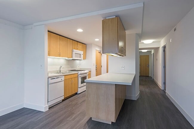Floorplan - 1400 E. 57th Street