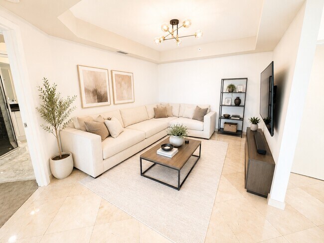 Building Photo - 16400 Collins Ave