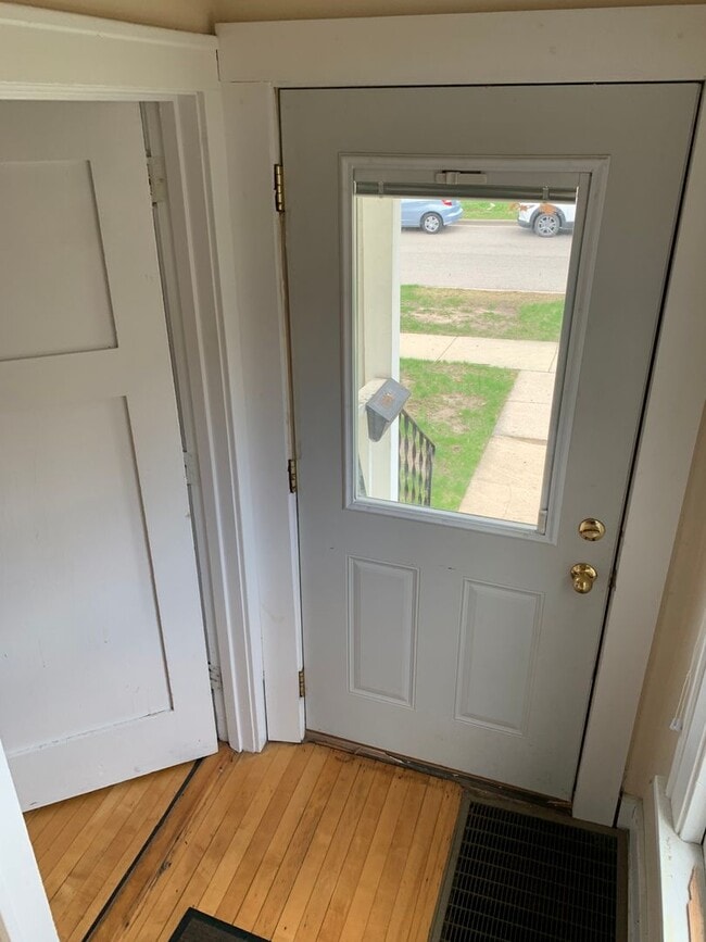 Building Photo - 1614 Adams St