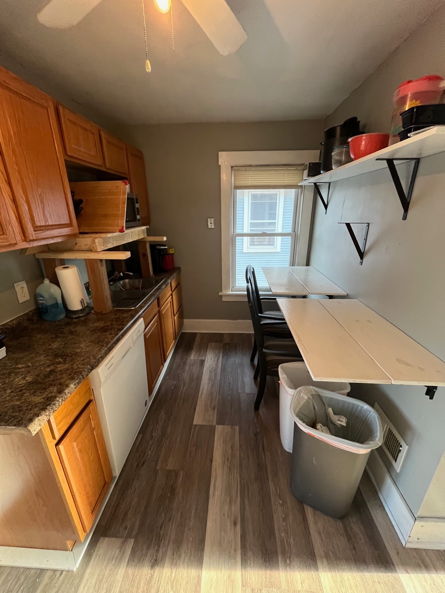 Building Photo - 528 N 5th St