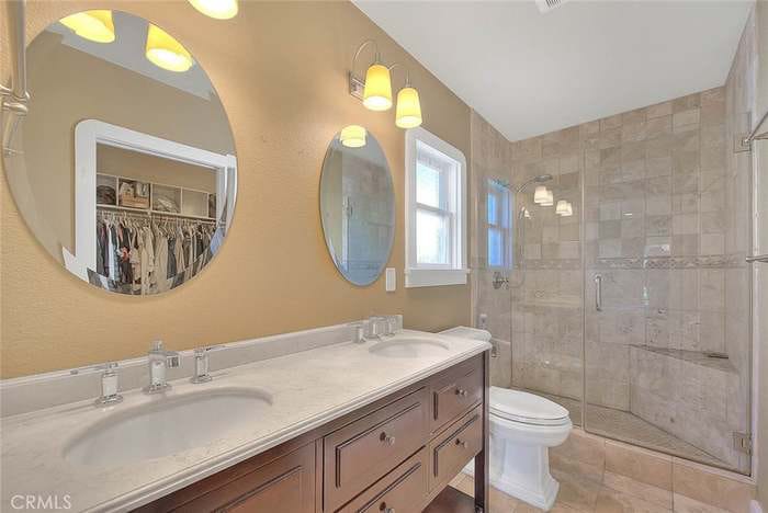 Building Photo - 1114 S Birch St