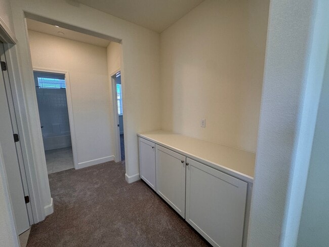 Building Photo - 6792 Pilot Peak Ct