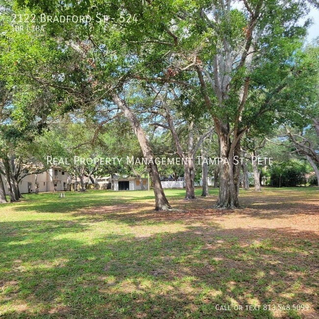 Building Photo - 2122 Bradford St