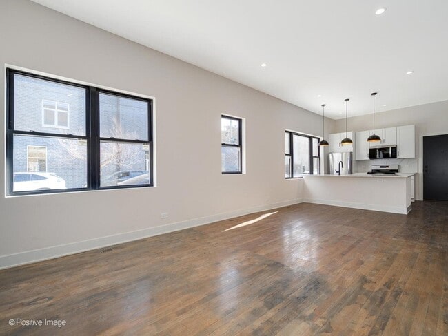 Building Photo - 846 N Ashland Ave