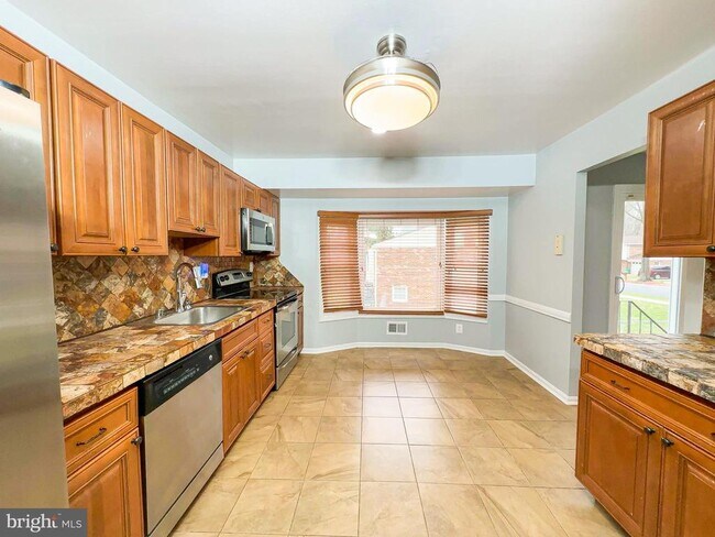 Building Photo - 9206 Lorelei Ct