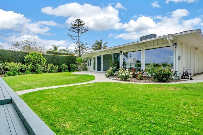 Building Photo - Gorgeous single story home in La Jolla wit...