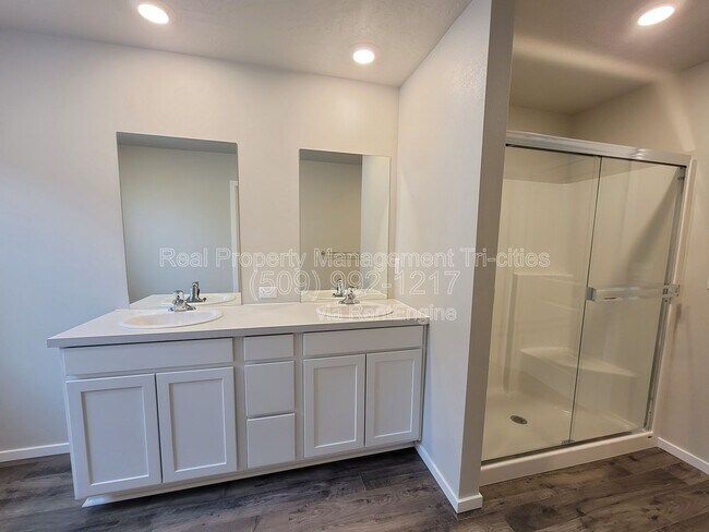 Building Photo - 7752 Ranchland Ln