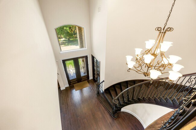 Building Photo - 4302 Meyerwood Dr