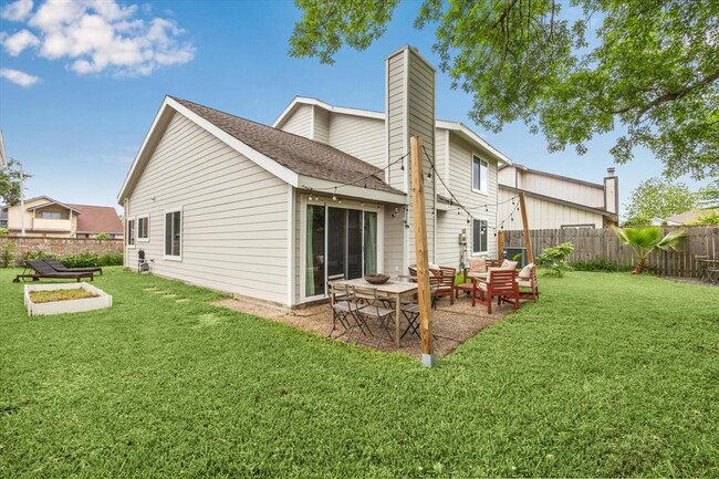 Building Photo - 13511 Windchase Ct