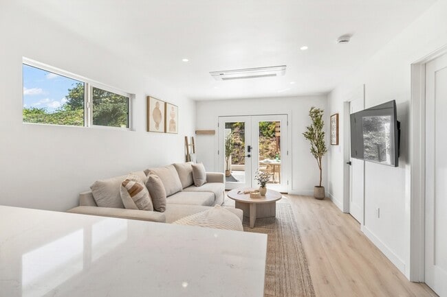 Building Photo - 2691 Palomino Cir