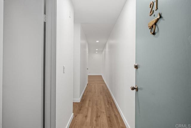 Building Photo - 424 Stratford Ct