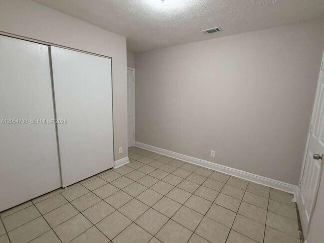 Building Photo - 7231 Bailey Ct