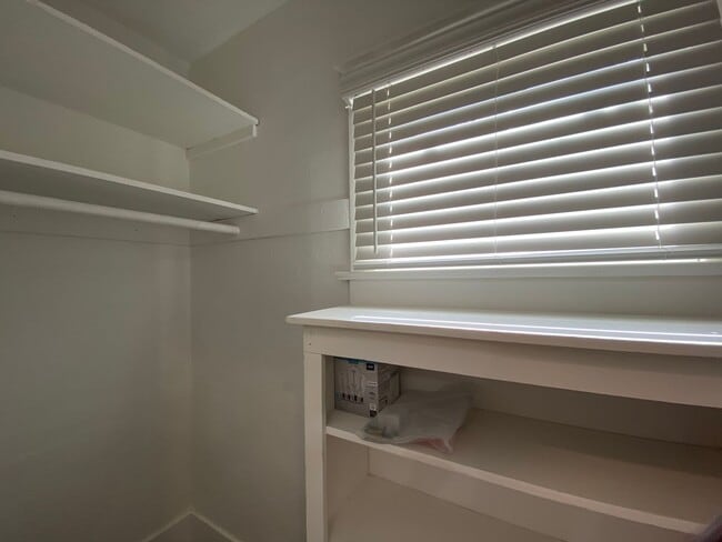 Building Photo - Cottage in the Heart of North Park!!