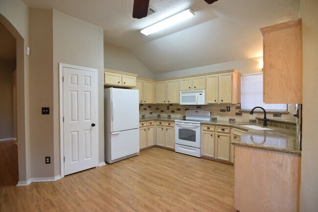 Building Photo - 5301 Williams Dr