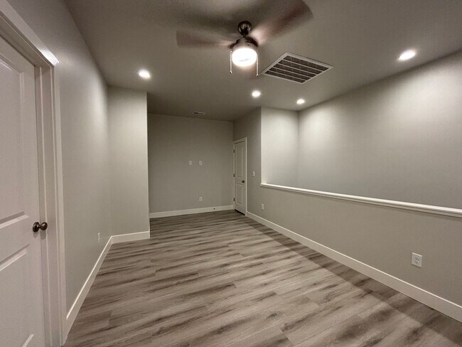 Building Photo - SAND HOLLOW TOWNHOME FOR RENT!