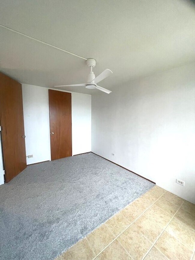 Building Photo - Beautiful 1 Bedroom / 1 Bath at Queen Emma Gardens