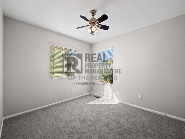 Building Photo - 6803 Brittany Dr