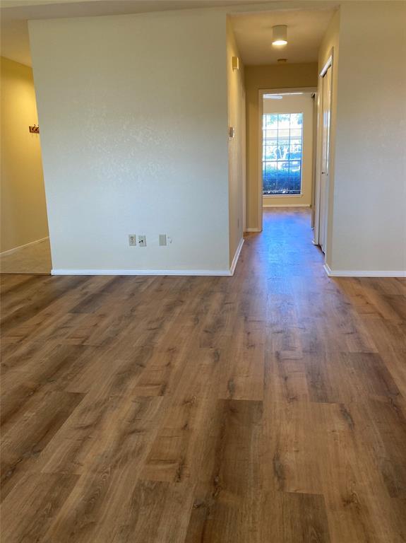 Building Photo - 3100 Devonshire Dr