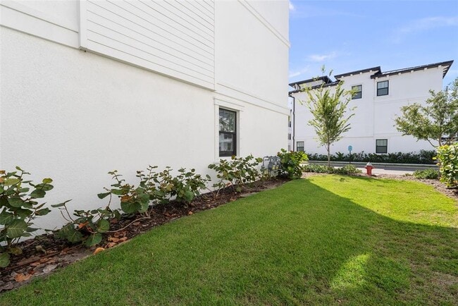 Building Photo - 5351 Bridge St