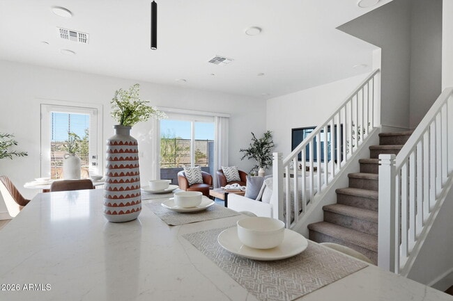 Building Photo - 8137 E Brown Rd