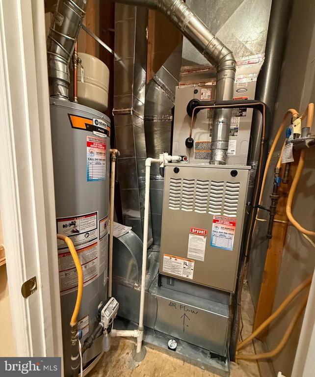 Building Photo - 22949 Fanshaw Square