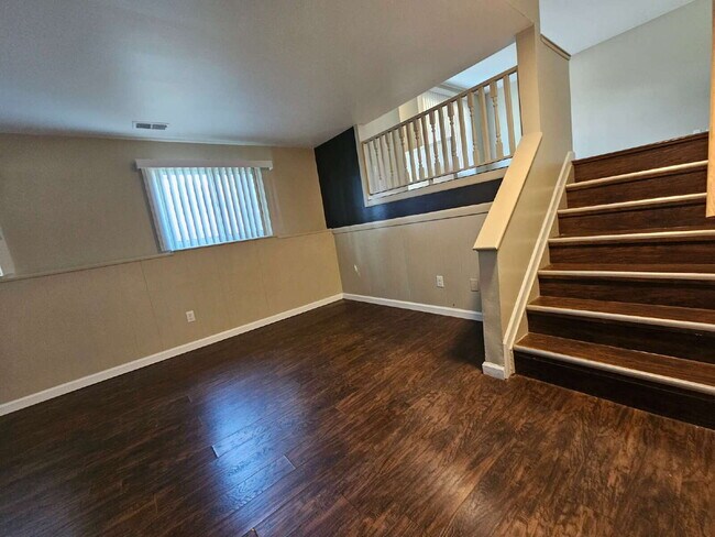 Building Photo - Clean 3-Bedroom Tri-Level, 1.5 Bath with Updated Kitchen, Great Room, Fireplace & Private Backyar...