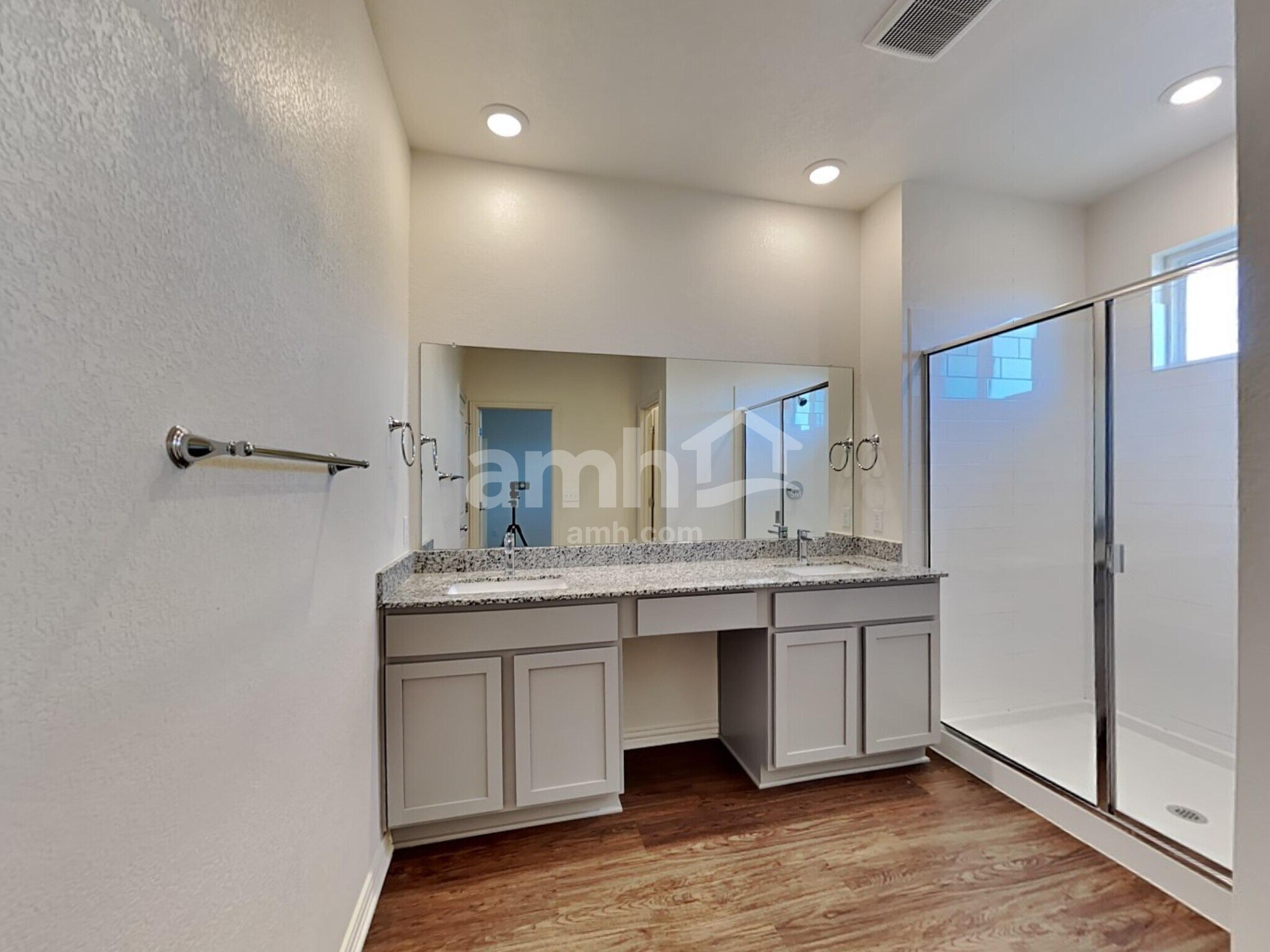 Building Photo - 175 Pebble Creek Run