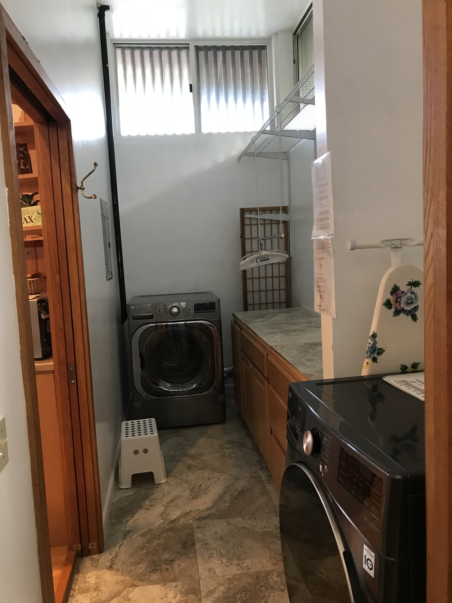 Building Photo - 4542 Aukai Ave