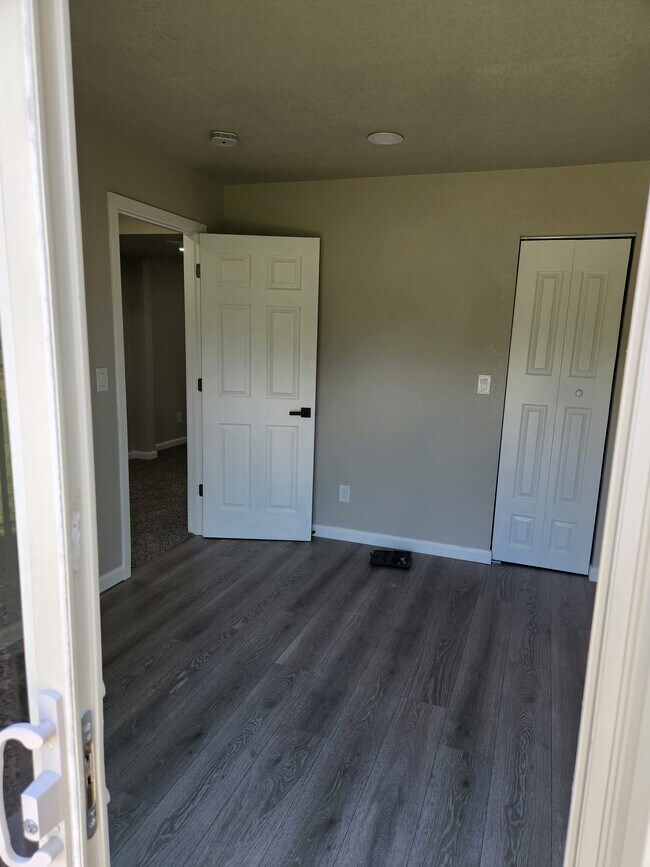Building Photo - 5502 Dunbar Ct