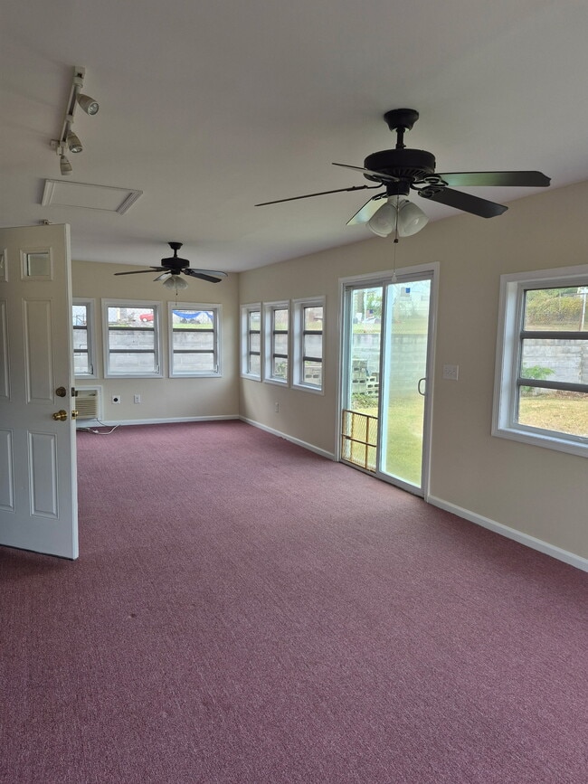 Building Photo - 2820 Illinois Ave